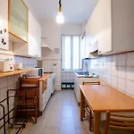 Piazza Carracci Appartement Rome