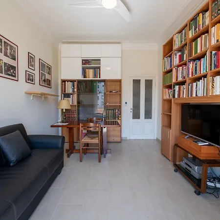 Piazza Carracci Apartman *