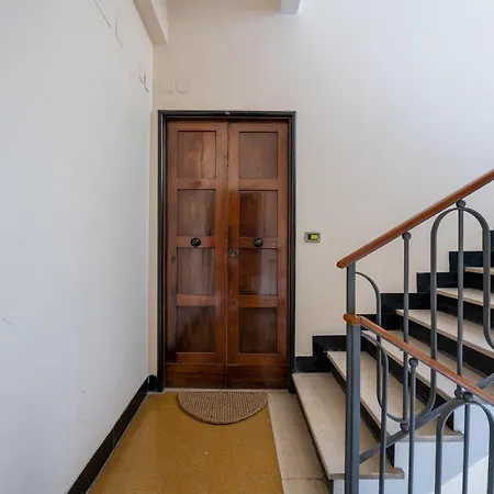 Piazza Carracci Apartament